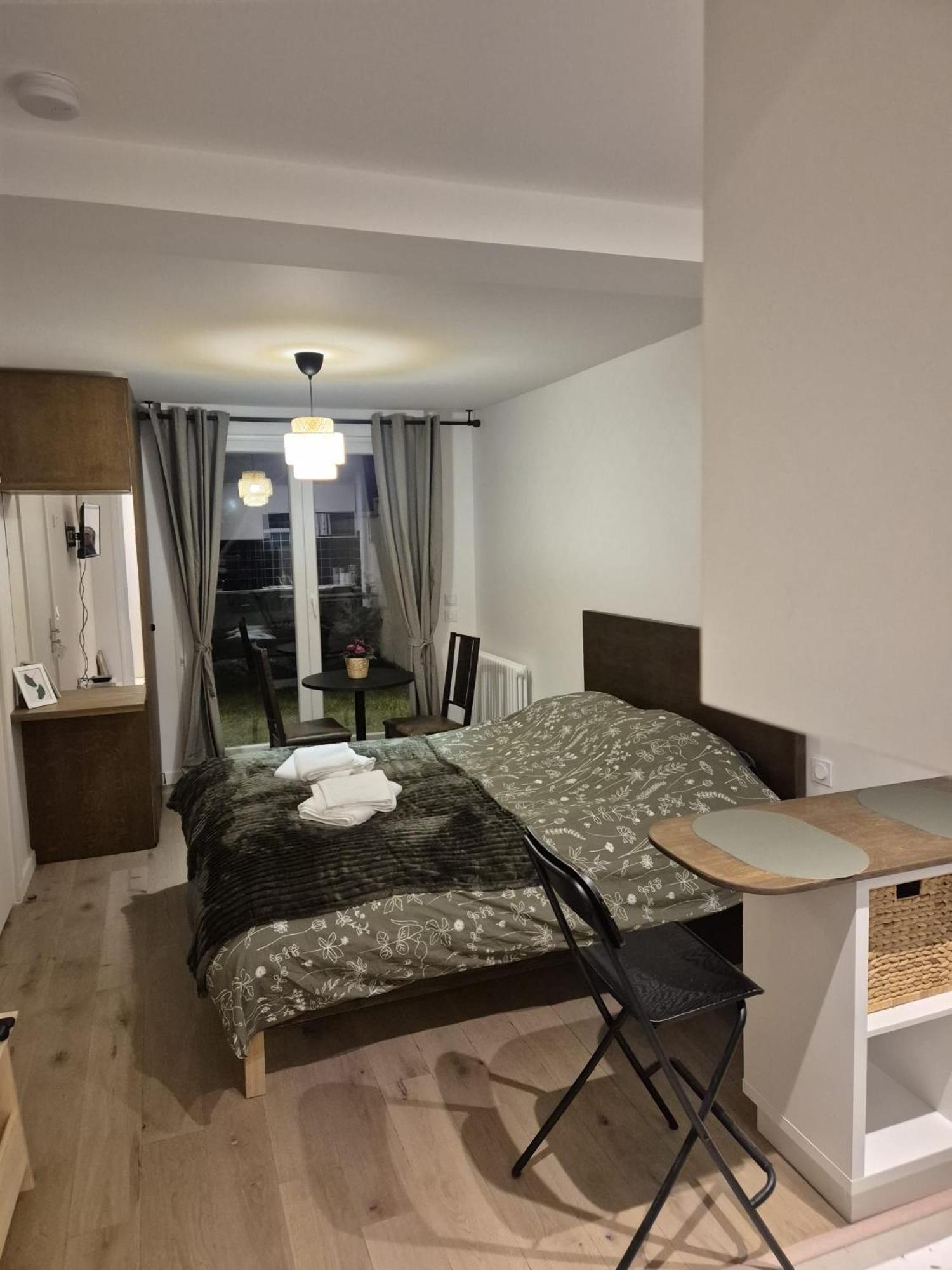 Mir Chambre 2 Apartment Athis-Mons Ngoại thất bức ảnh